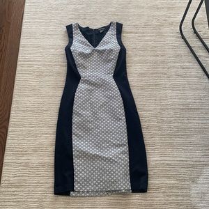 Club Monaco Dress with black slit. Size 0